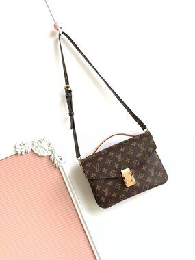 ✨Pre-Owned Louis Vuitton Handbag✨